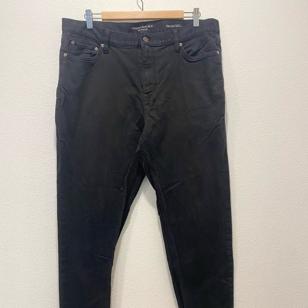 Banana Republic Traveler Athletic Taper Fit 36x36